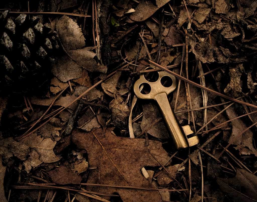 hidden key in the desert
