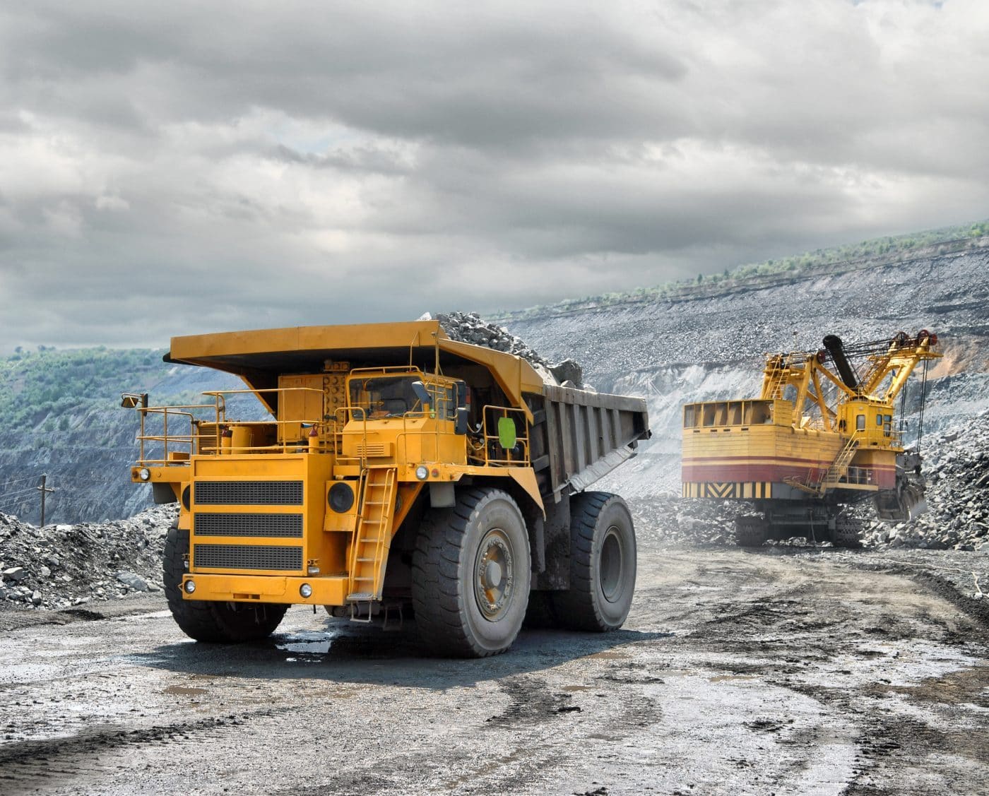 loading of iron ore truck