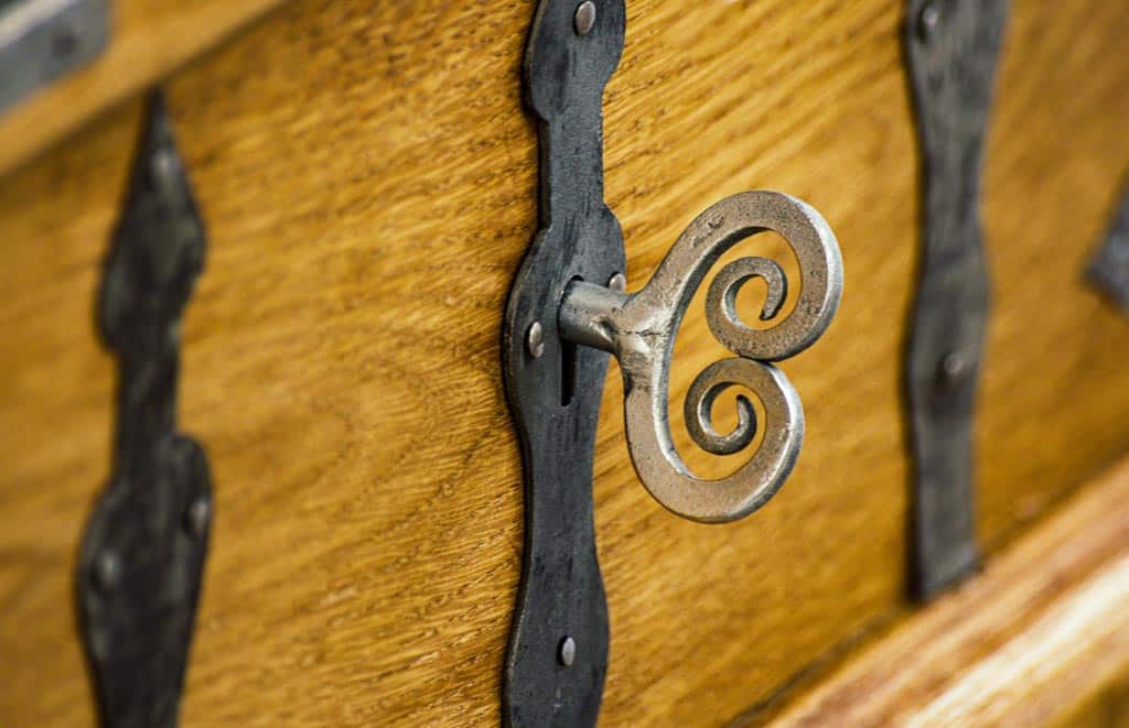 Golden key and puzzle