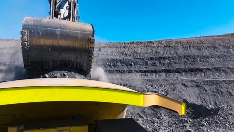 Gold,And,Silver,Mineral,Extraction,Process,In,An,Open pit,Mine