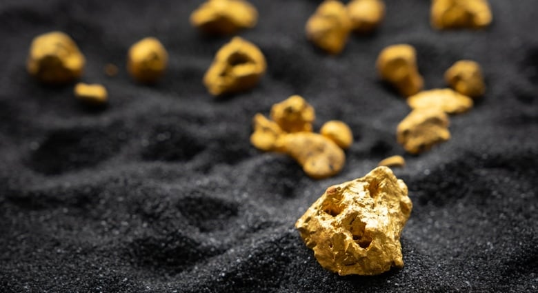 Pure,Gold,From,The,Mine,That,Was,Unearthed,Was,Placed